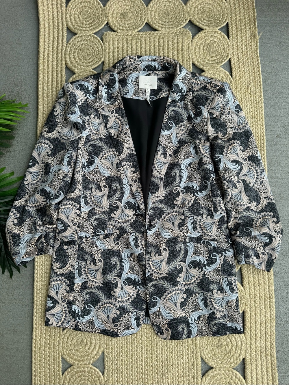 Cinq à Sept Khloe Paisley Print Ruched Sleeve Blazer Size 6 / M